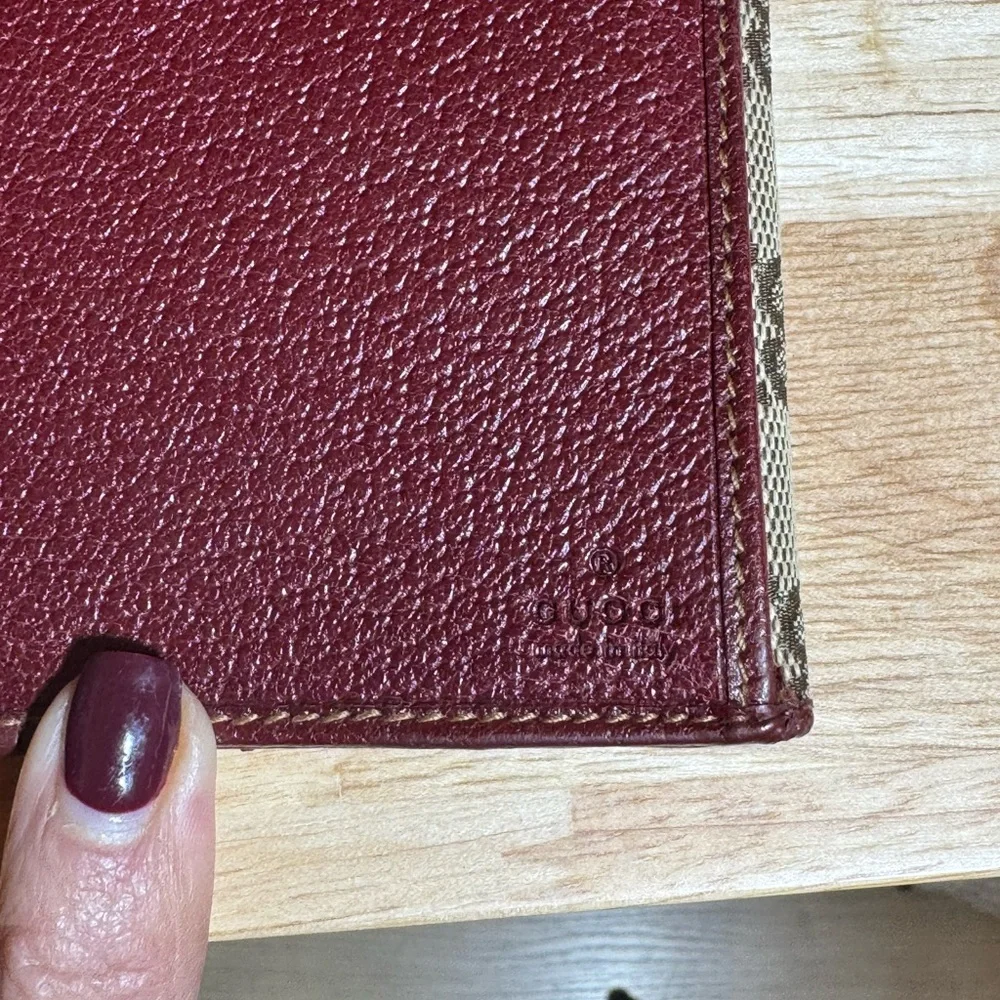 Gucci Beige and Brown Women's Wallet - Picture 5 of 8
